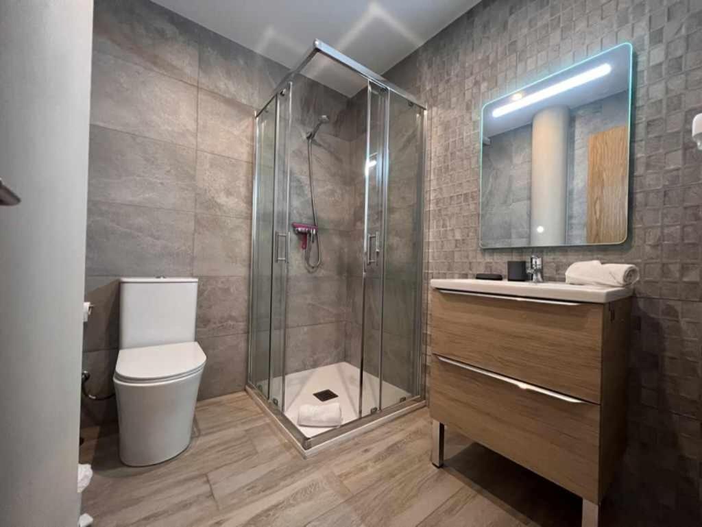 カロンジェ Casa Mas Ambros Con Piscina Desbordanteヴィラ エクステリア 写真