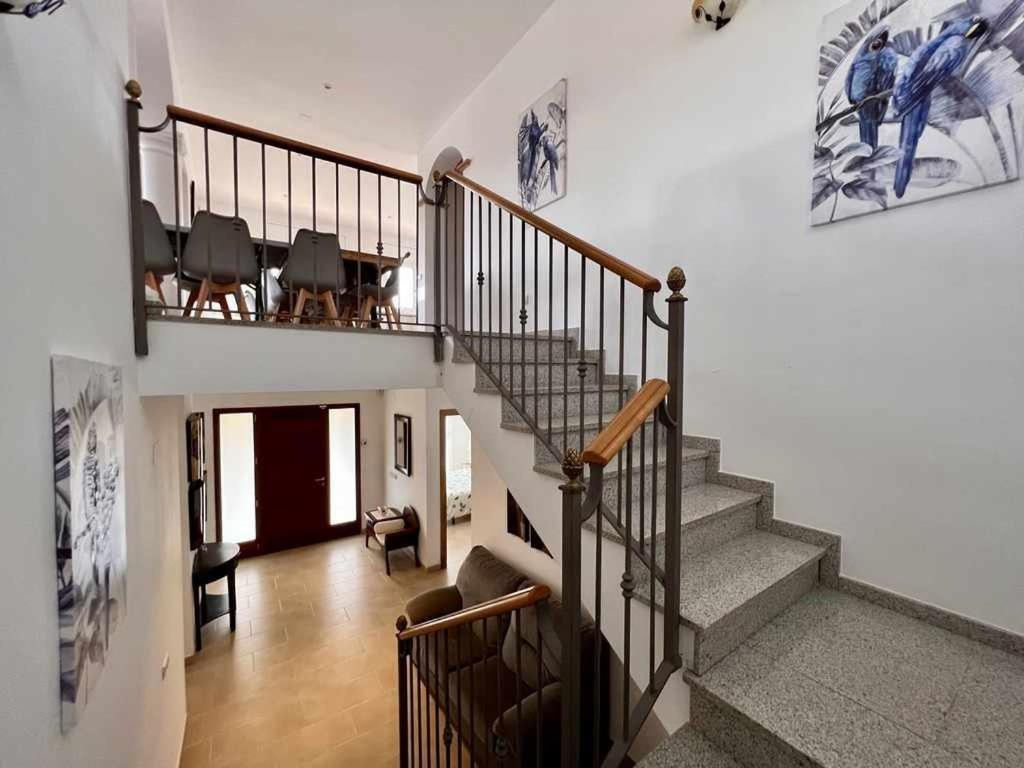 カロンジェ Casa Mas Ambros Con Piscina Desbordanteヴィラ エクステリア 写真